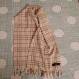 Burberry scarf- light beige/pink